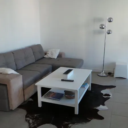 2 Pieces, Centre Ville, 50 Metres Plages Et Mer. Apartment Menton